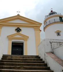 Guia Chapel and Lighthouse
