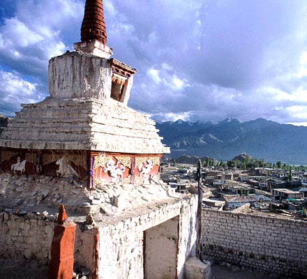 Incredible India, Ladakh chorten