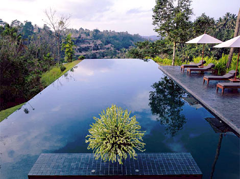 Stunning infinity pool at Alila Ubud, one of the best Bali resorts for romantics