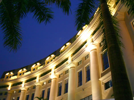 Hilton Hanoi Opera at night