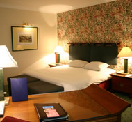Hilton Hanoi guestroom