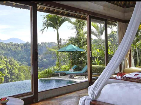 The view is one of the reasons why this is among the best Bali luxury resorts