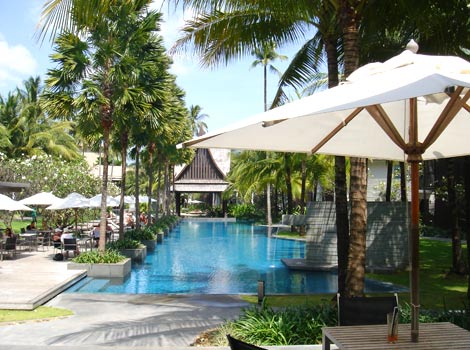 Twinpalms Phuket pool
