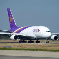 Airbus vs Boeing, the new THAI Airways Airbus A380 arrived end 2012
