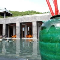 Best Sanya resorts reviewed, Mandarin Oriental pool