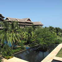 Sanya spa resorts review, Ritz-Carlton exterior