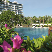 Haitang Bay family friendly hotels, Westin pool