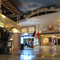 Shenzhen small meetings, Venice offers Italian flair