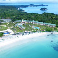 Small corporate meetings in Bintan at the spacious Angsana on the beach