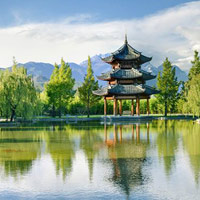 Scenic Lijiang weddings in China at Banyan Tree