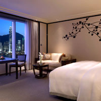 The Peninsula HK new room is classic but awfully contemporary with tablet room controls