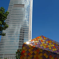 Hong Kong guide, image of IFC podium cube