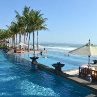 Bali beach weddings in Seminyak at The Legian