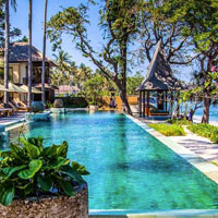 Qunci Villas offers a fabulous seafront pool
