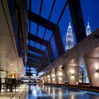 Kuala Lumpur business hotels, Traders Hotel at KLCC, SKyBar