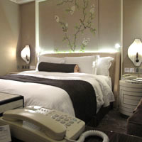 Saigon business hotels review, Caravelle newlook room