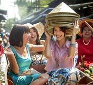 Discover Asia with Hilton - Floating Market, Bangkok