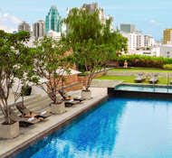 JW Marriott Bangkok offers excellent leisure facilities including an alfresco pool