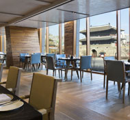 Tavolo24 is a fine dining buffet experience with views over Dongdaemun Gate