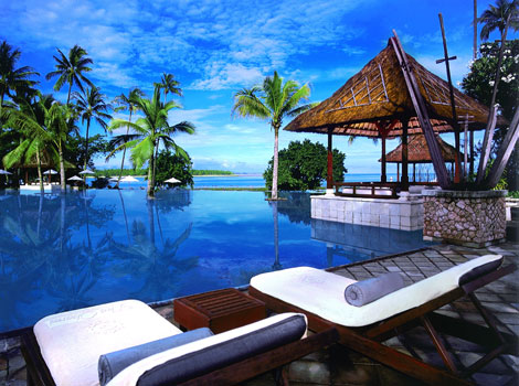 Colonial style architecture beckons at this heritage stay, one of the best Siem Reap luxury hotels