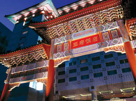 The Peninsula Palace Beijing lights up after dark