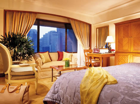Peninsula Manila guestroom