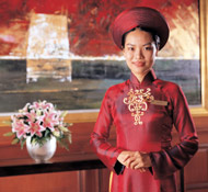 A warm welcome at Sheraton Saigon Hotel & Towers