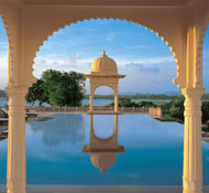 One of the top Indian luxury resorts, attention to fine detail is everywhere, from fountains to chiselled archways