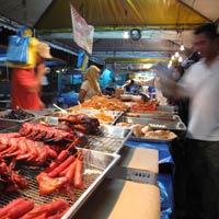 Bandar Seri Begawan dining, night market at Pasar Gadong