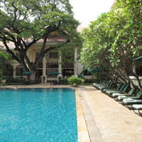 Phnom Penh business hotels, Raffles Le Royal poolside