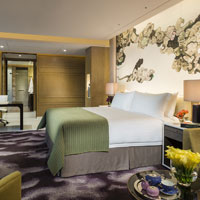 Four Seasons Shenzhen serves up fine rooms and meetings in Futian
