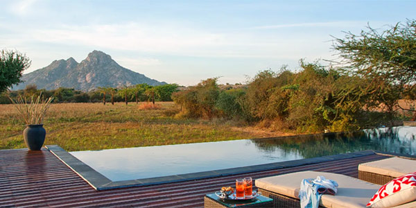 Sujan Jawai, luxury tented camp for leopard-spotters