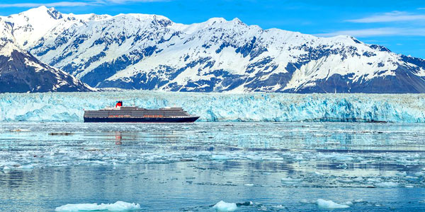 Asian cruising guide - Cunard's Queen Elizabeth cuts a stately passage through Glacier Bay