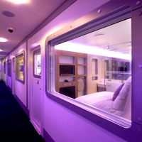 Pod hotels, Yotel