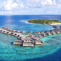 Luxury destination weddings at St Regis Maldives