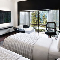 Le Meridien serves up texture and French flair