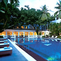 Chennai heritage hotels, Vivanta by Taj - Connemara pool image