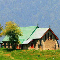 Gulmarg fun guide, scenic church in alpine pastures