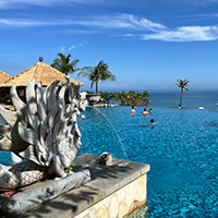 Best Bali spa resorts - Ayana also offers sunset locations for fabulous Bali resort weddings