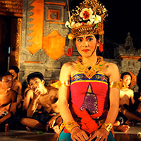 Bali fun guide to classical dance, beaches, boats and bars - fishing boats at Sanur