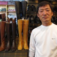 Seoul shopping guide - Itaewon shoe store