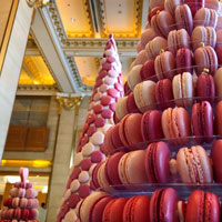 Seoul business hotels review, Lotte Main Wing lobby with pink macacron tower