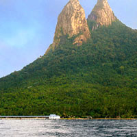 Tioman adventure. Mukut twin peaks