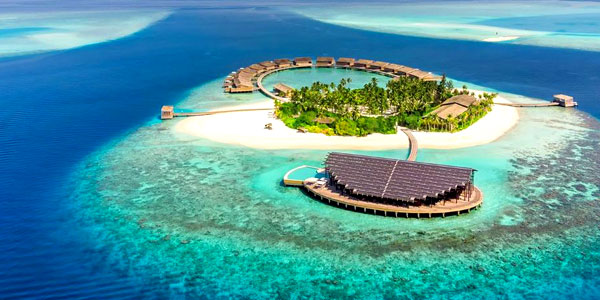 Best Maldives resorts review, Kudadoo is run on solar power