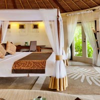 Guide to the best Maldives resorts and diving holidays,  Banyan Tree Vabbinfaru