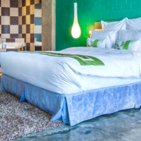 Cebu boutique hotels, Henry's Extra Large Room in bright green