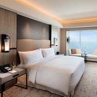 Best Manila MICE hotels, Conrad by the Bay