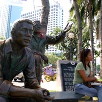 Manila fun guide, Roxas Boulevard statues