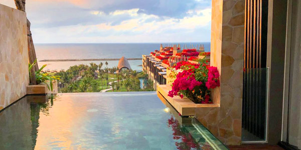 Apurva Kempinski Bali Suite with plunge pool overlooking chapel