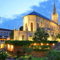 Singapore bars and chic restaurants, Chijmes